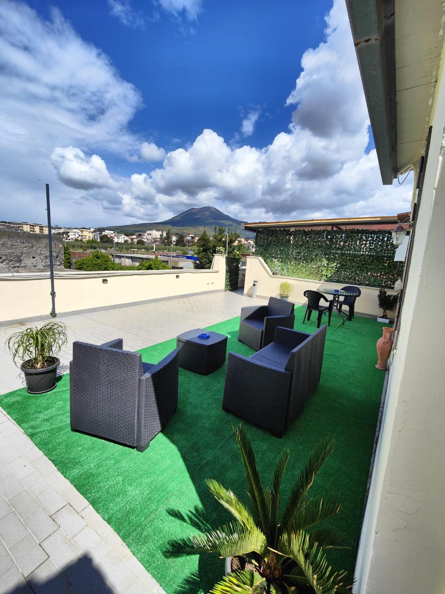 Vesuvius Dream Hotel Boscotrecase Bagian luar foto